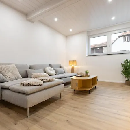 Appartement Modernes Gaestehaus Mit Mediterranem Charme