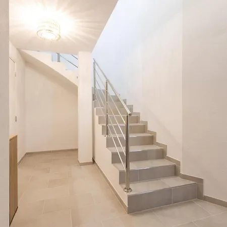 Modernes Gaestehaus Mit Mediterranem Charme Appartement *